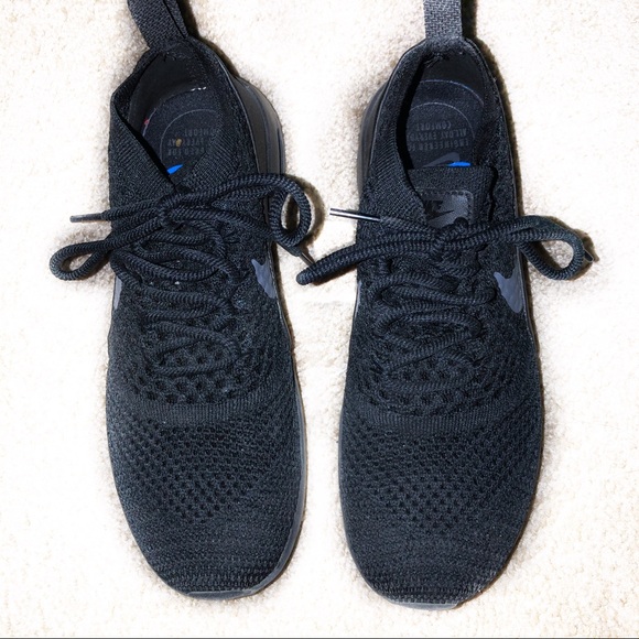 black mesh nike shoes